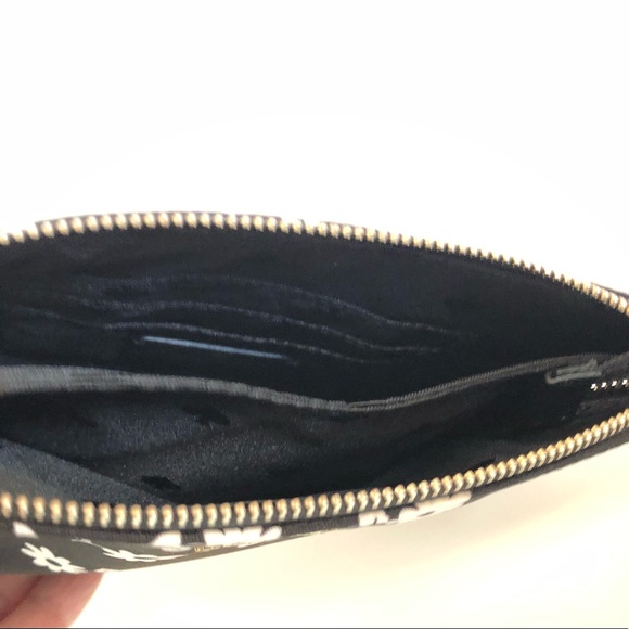 KATE SPADE ♠️ Little Better Bico Wristlet - Picture 4 of 8